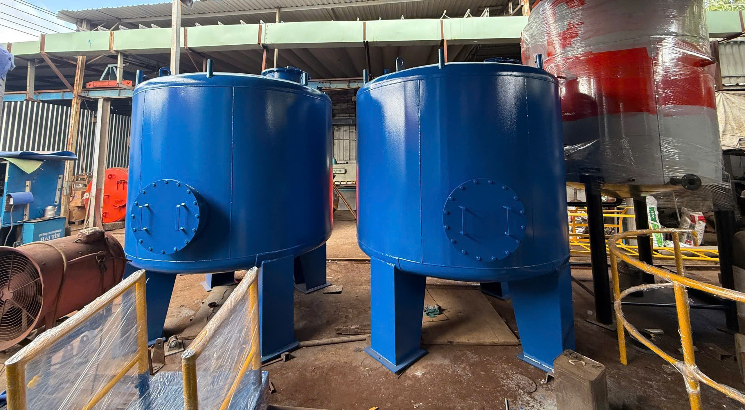 Hệ Thống Bình Lọc Nước 40 m3/Giờ Đạt Chuẩn Cho Nhà Máy Lớn