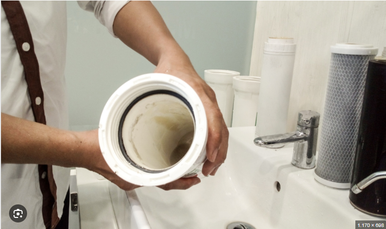 vệ sinh máy lọc nước